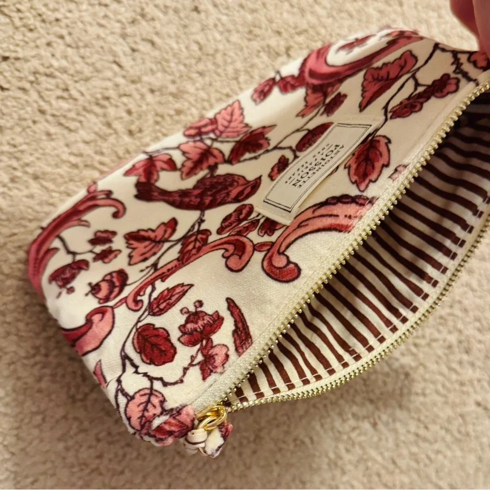 Sezane x Antoinette Poisson Collab Zippered Pouch (NEW) - Picture 3 of 4